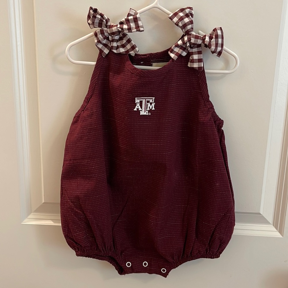 Aggie Baby Outfit